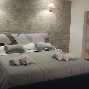 Biancaneve Little House Apartment